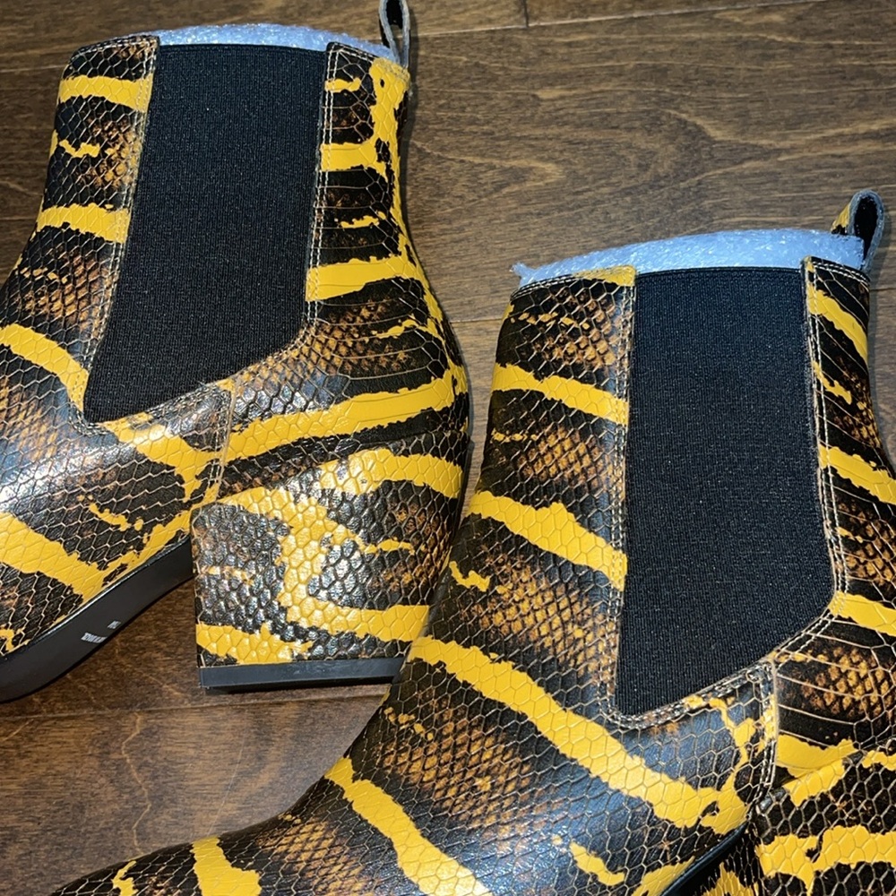 NIB, Matisse “Morgan” boot - Picture 6 of 9